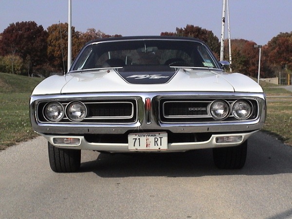 Used-1971-Dodge-Charger-RT
