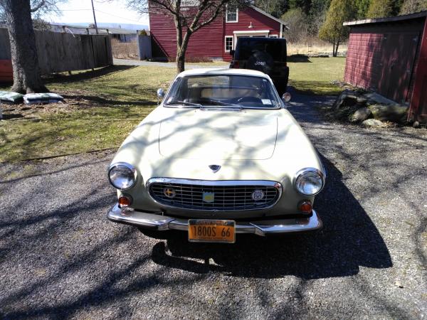 Used-1966-Volvo-1800-S