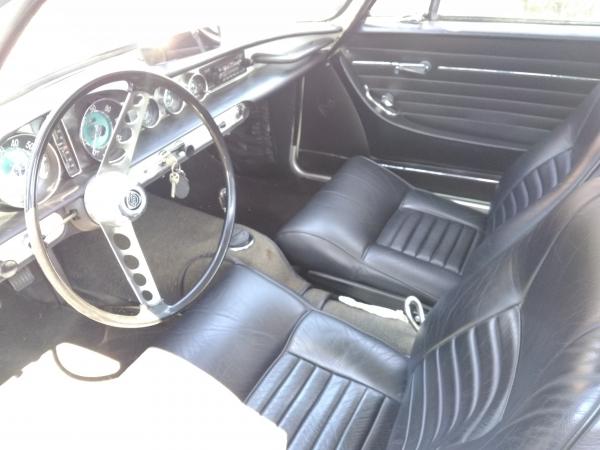 Used-1966-Volvo-1800-S