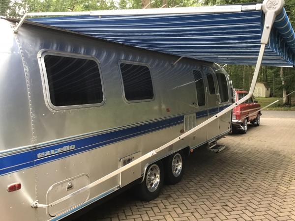 Used-1990-Airstream-Excella-29-ft