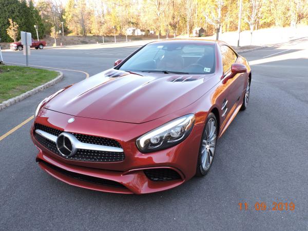 Used-2017-Mercedes-Benz-SL550