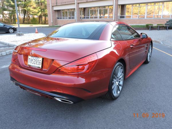 Used-2017-Mercedes-Benz-SL550