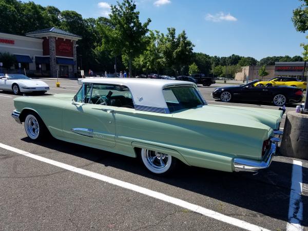 Used-1959-Ford-Thunderbird