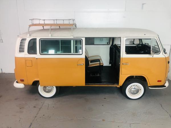 Used-1972-Volkswagen-Transporter